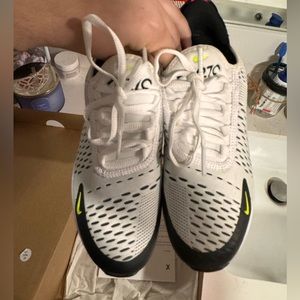 Nike AirMax 270